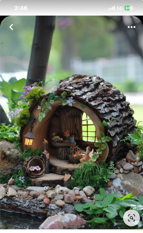 Outdoor Fairy Garden Ideas, Tree Stump House, Stump House, Multicolor Wallpaper, Magical Backyard, Outdoor Fairy Garden, Kids Fairy Garden, Fairy Garden Gnomes, Fairy Tree Houses