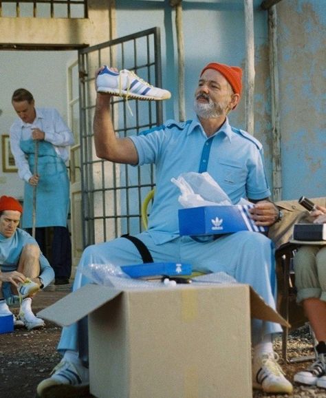 Wes Anderson Characters, Life Aquatic With Steve Zissou, Wes Anderson Aesthetic, Wes Anderson Style, The Life Aquatic, Poesia Visual, Steve Zissou, Wes Anderson Movies, Wes Anderson Films