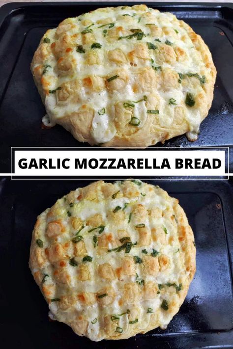 Garlic Mozzarella Bread Recipe, Mozzarella Focaccia Bread, Mozzarella Bread Recipes, Homemade Cheesy Bread, Fresh Mozzarella Recipes, Garlic Mozzarella Bread, Cheesy Flatbread, Mozzarella Bread, Homesteading Recipes