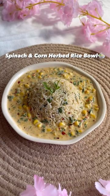 Indian Rice Bowl Recipe, Indian Rice Bowl, Rice Bowl Recipe Vegetarian, Herb Rice Recipes, Jain Food Recipe, Spinach Rice Bowl, Easy Rice Bowl Recipes, Veggie Rice Bowl Recipe, Corn Rice Recipe