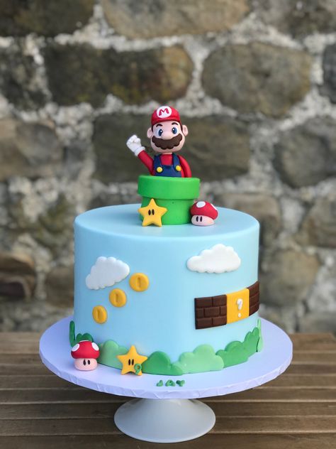 Mario Cake Homemade, Mario Cakes Ideas, Super Mario Cake Princess Peach, Supermario Cakes Simple, Mario Birthday Party Cake Easy, Mario Cake Ideas Easy, Super Mario Birthday Cake Ideas, Easy Super Mario Cake, Super Mario Cakes