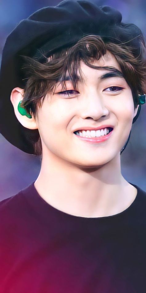 Kim Taehyung Cute Pics Hd, V Pics Cute, V Handsome Pics, V Cute Pics, Asian Boy Haircuts, Successful Company, Taehyung Smile, V Smile, Smile Pictures