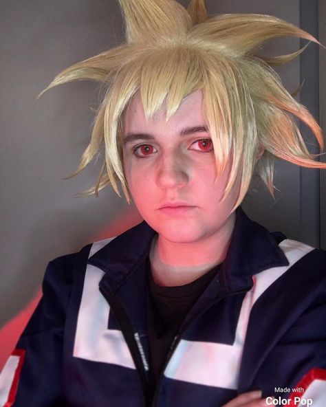 My Hero Funny, Mha Cringe Cosplay, Bakugo Eyeliner, Funny Mha Cosplay, Realistic Bakugou, Bakugo Realistic, Lainey Core, All Mha Characters, Black Bakugou