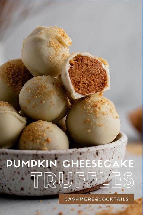 Pumpkin Cheesecake Truffles No Bake, Pumpkin Flavoured Desserts, Healthy Pumpkin Truffles, Easy Pumpkin Truffles, Cheesecake Truffles No Bake, Pumpkin Cheesecake Truffle Balls, Deserts Recipes Thanksgiving, Pumpkin Truffles Recipe, Cream Cheese Truffles 3 Ingredients