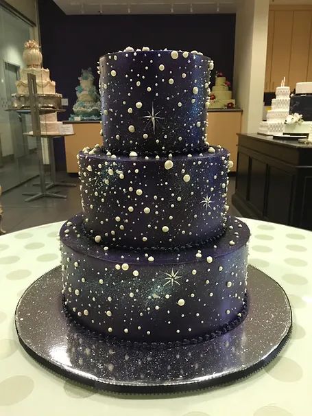 Starry Night Theme Cake, Midnight Debut Theme, Under The Stars Cake Sweet 16, Midnight Theme Cake, Star And Moon Quinceanera Theme, Starry Sky Cake, Midnight Theme Wedding, Night Under The Stars Theme Sweet 16, Quinceanera Themes Starry Nights Midnight Blue