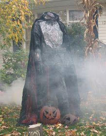 The Legend Of Sleepy Hollow: Halloween Sleepy Hollow Halloween, The Legend Of Sleepy Hollow, Legend Of Sleepy Hollow, Hallowen Ideas, Headless Horseman, Halloween Yard, Sleepy Hollow, Creepy Halloween, Halloween Inspiration