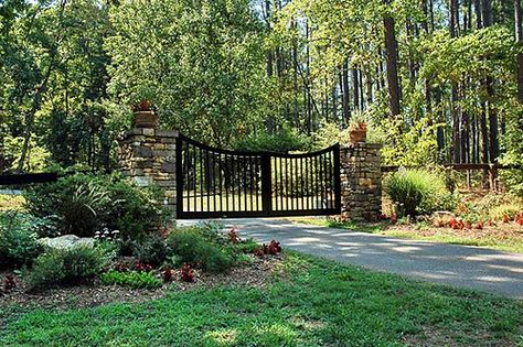 Gated-Entrance example, this is what I want my gate and columns to look like at the field where I want to use the Auto gate opener.  Need estimate on this. Driveway Decor, Gate Landscaping, House Driveway, Farm Gates Entrance, Gated Driveway, Ranch Entrance, Entrance Landscaping, Beautiful Driveways, Gated Entrance