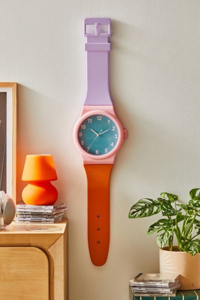 Color Block Home Decor, Wierd House Decor, Weird Home Decor, Weird Decor, Watch Wall Clock, Color Block Wall, Food Furniture, Funky Room, Quirky Furniture