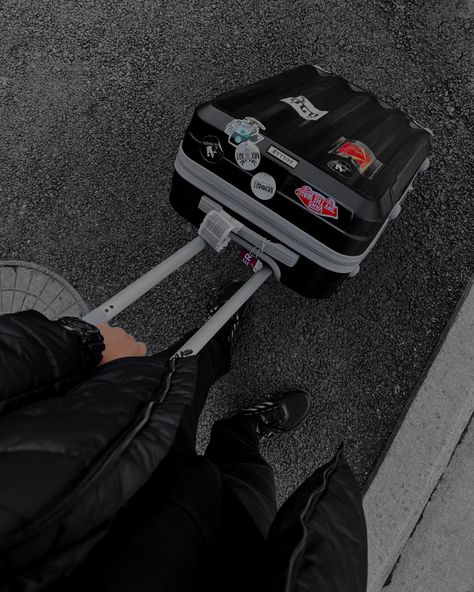 Black Luggage Aesthetic, Black Suitcase Aesthetic, Goth Vision Board, Travel Dark Aesthetic, Travel Aesthetic Black, Suitcases Aesthetic, Asteroid B612, Travel Suitcase Aesthetic, Aesthetic Suitcase