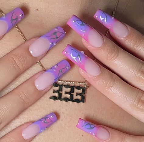 Diy Nail Care, Purple And Pink Nails, Nails Pearl, Purple Chrome Nails, Blue French Tip, Chrome Design, Square Nail, Hello Nails, Spring Acrylic Nails