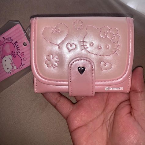 Hello Kitty Vintage Wallet, Sanrio Loungefly Wallet, Wallet Hello Kitty, Hello Kitty Wallets, Sanrio Purse, Sanrio Wallet, Wallet Cute, Hello Kitty Wallet, Y2k Wallet