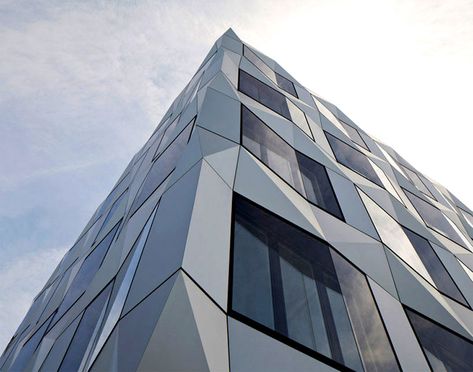 delivering excellence with alucobond's aluminum composite material Alucobond Facade, Alucobond Cladding, Aluminum Cladding, Facade Ideas, Aluminum Composite Panel, Innovative Office, Aluminium Cladding, Cladding Materials, Aluminum Panel