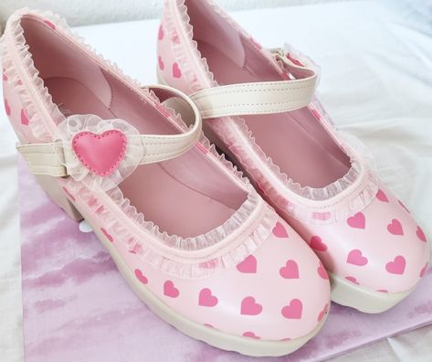 Cute Mary Jane's with a bit of a heel and a cute heart pattern. By KOI in collaboration with Melanie Martinez. I honestly just thought they looked adorable and I loved the hearts and the lace so I had to get them 🩷 Melanie Martinez Shoes, Doctor Shoes, Aesthetic Lookbook, Pink Bakery, Cute Heart Pattern, Funky Clothes, Accessory Inspo, Heart Themed, Funky Outfits