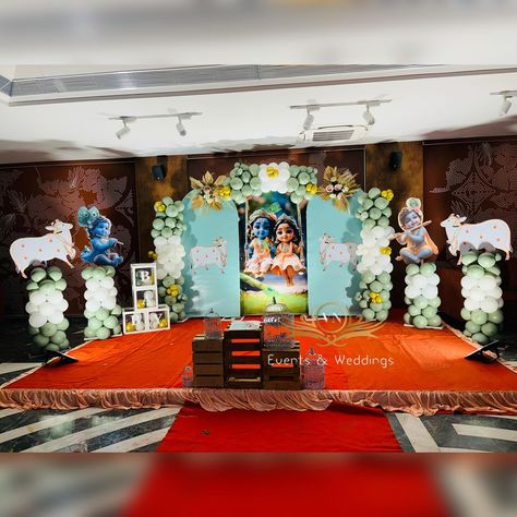 Krishna theme babyshower 🦚❤️😍 Decor by @v.n_events 9328721781 Banquet @aambli.club #krishanathemebabayshowerdecor #krishnatheme #babyshower #srimantsanskar #eventplanner #ohbaby #instagram #aamblirestaurant Krishna Theme Decoration Birthday, Krishna Theme Decoration, Yadav Ji, Babyshower Decor, Cartoons Krishna, Indian Baby Showers, Baby Shower Decorations Neutral, Birthday Theme Decoration, Birthday Decorations At Home