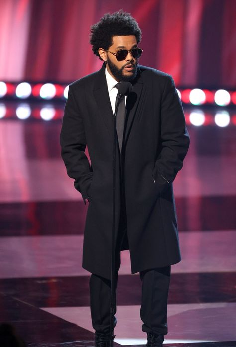 The Weeknd Black Suit, The Weeknd Red Suit, The Weeknd Suit, The Weeknd Fashion, The Weeknd Aesthetic Outfits, The Weeknd Jacket, The Weeknd Outfits, Photoshoot Fits, Xo Hoodie