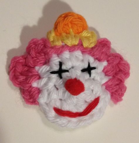 Crochet Clown Granny Square, Clown Granny Square, Clown Crochet, Clown Hair, Crochet Stitches Guide, Crochet Keychain Pattern, Crochet Hair Accessories, Crochet Design Pattern, Beginner Crochet Projects