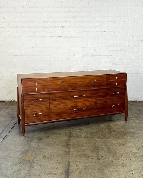 Sculptural dresser by West Michigan Furniture Price: 1375 Dimensions: W66 D20 H32.5 Mid Century Vintage Furniture, Vintage Mid Century Furniture, West Home, Hickory Furniture, West Michigan, Bedroom Furniture Dresser, Custom Woodworking, Mid Century Vintage, Drawer Dresser