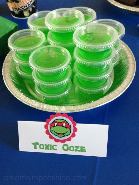 Teenage Mutant Ninja Turtles Birthday Party ~ Part 2 The Food Tmnt Party Food Snacks, Turtles Birthday Party Ideas, Ninja Turtles Birthday Party Ideas, Teenage Mutant Ninja Turtles Birthday, Ninja Turtles Birthday, Mutant Ninja Turtles Party, 4de Verjaardag, Turtle Birthday Parties, Tmnt Birthday