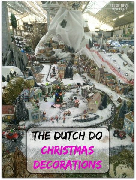 The Dutch Do Christmas Decorations Dutch Christmas Decor, Dutch Christmas Decorations, Merry Christmas In Dutch, Dutch Christmas, Expat Life, Shop Display, Life Blogs, Work Ideas, Christmas Printables