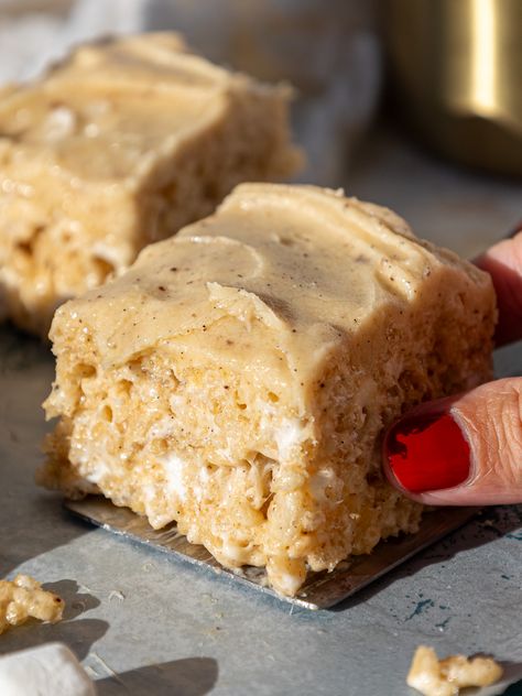 Brown Butter Rice Krispie Treats The Best Rice Krispie Treats Ever, Brown Butter Peanut Butter Rice Krispie Treats, Brown Butter Rice Krispies, Brown Butter Rice Crispy Treats, Christmas Krispie Treats, Browned Butter Rice Krispie Treats, Midwest Desserts, Brown Butter Desserts, Thanksgiving Rice Krispie Treats