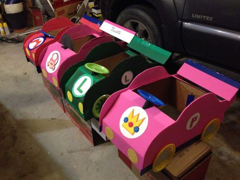 Mario Cart Out Of Cardboard, Cardboard Box Mario Kart, Mario Cart Box Car, Princess Peach Box Car, Mario Kart Box Car, Mario Kart Box Car Diy, Princess Peach Kart, Mario Box Car, Princess Peach Cardboard Car