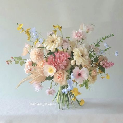 Bridal Bouquet Flowers, Boquette Flowers, Wedding Flower Inspiration, Future Wedding Plans, Theme Color, Pastel Wedding, Wildflower Wedding, Wedding Mood, Wedding Time