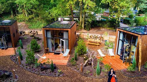 Tiny House Hotel, Shipping Container Home Builders, Tiny House Towns, Tiny House Village, Tiny House Community, Casa Container, Tiny House Movement, Container House Design, Tiny House Interior