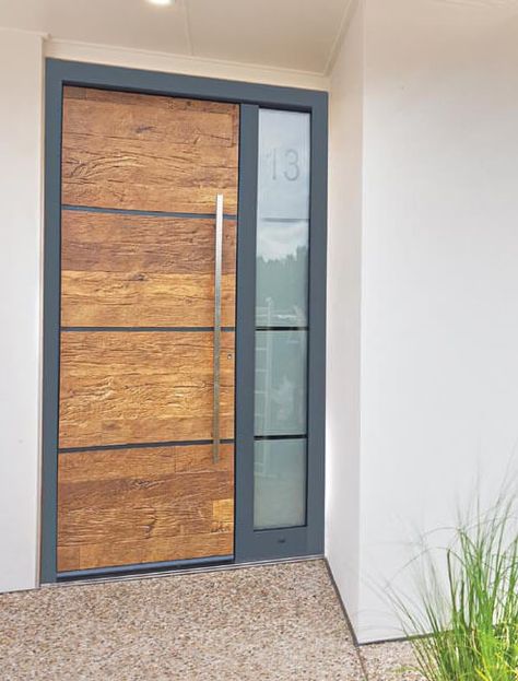 Aluminium Front Door, Unique Front Doors, Modern Entrance Door, Entrance Lighting, Backyard Layout, Modern Gate, Zen Garden Design, Modern Entrance, Modern Backyard Landscaping