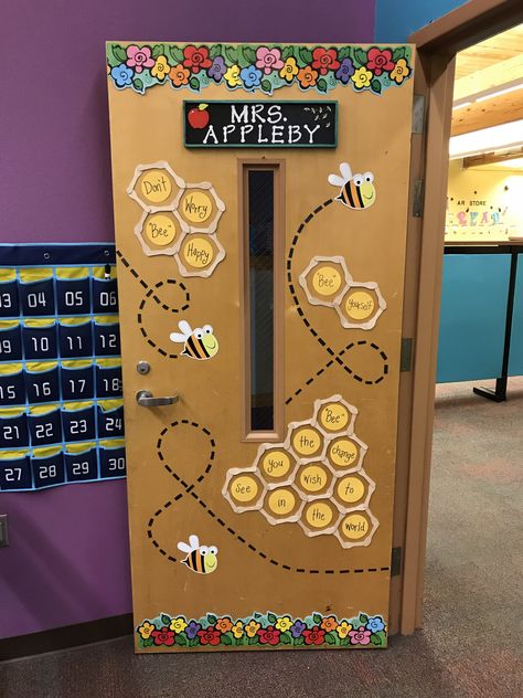 Bee classroom door decor Beehive Classroom Door Decoration, Bee Decor For Classroom, Bee Theme Class Decorations, Bees Classroom Decorations, Bee Theme Classroom Decor, Bee Kindergarten Classroom, Welcome To Our Hive Classroom Door, Classroom Door Bee Theme, Classroom Door Kindergarten