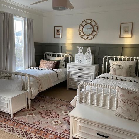 Kristen (@graybluehome) • Instagram photos and videos Storm Cloud Gray, Sisters Bedroom Ideas, Painting The Ceiling, Twin Girl Bedrooms, Sister Bedroom, Shared Girls Room, Sister Room, Shared Girls Bedroom, Boys Bedroom Makeover