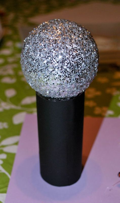 Microphone Craft, Making Instruments, Pop Star Party, Rock Star Birthday, Dance Party Birthday, Rock N Roll Party, Dance Camp, Rock Star Party, Karaoke Party