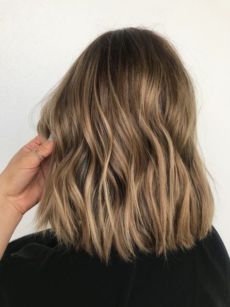 Level 6/7 Hair Color, Bronde Balayage Long Bob, Texture Lob Haircut, Short Light Brown Balayage, Bronde Bob Straight, Collar Bone Length Hair With Face Framing, Bronde Bob Balayage, Dark Blonde Medium Length Hair, Short Bronde Haircolor Brunettes