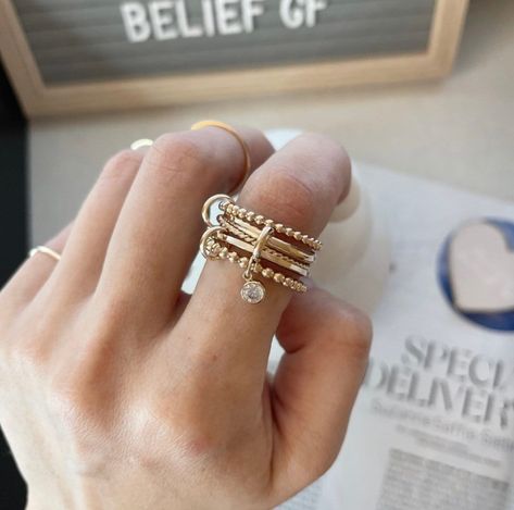 Chunky Ring Stack, Real Gold Rings, Connected Rings, Dangle Ring, Buying Gold, Gold Ring Sets, Jewelry Lookbook, Gold Filled Jewelry, Ring Gold