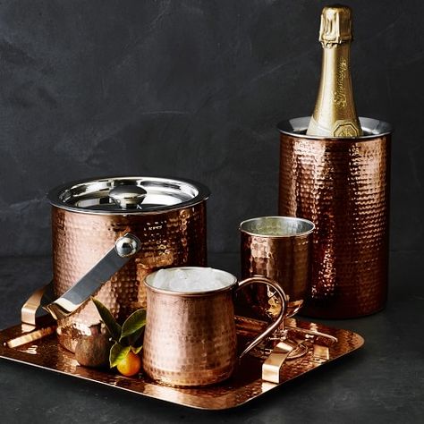 Hammered-Copper Ice Bucket With Lid | Williams Sonoma Brown Dinner Table, Copper Kitchen Accessories, Copper Bar, Copper Decor, Copper Diy, Copper Mugs, Wine Cup, Bronze Patina, Copper Pots