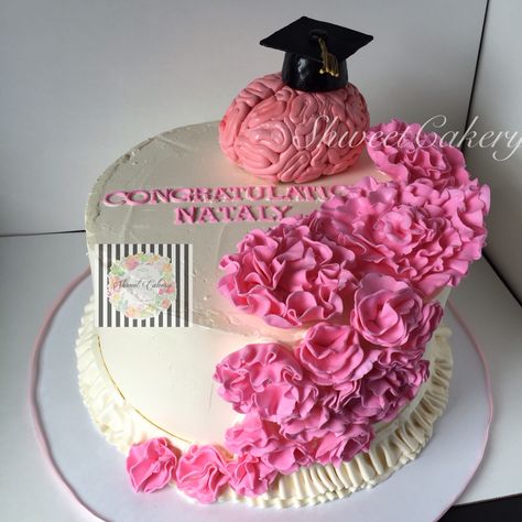 Psychology graduation cake Neuroscience Graduation Party, Psychology Cake Graduation, Psychology Cake Ideas, Psychology Themed Party, Psychology Graduation Party, Psychology Cake, Psychology Graduation Pictures, Degree Cake, Doctor Graduation Party