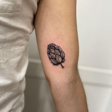 Ale on Instagram: “Single hop Thanks Colin :) . . . #tattoo #tattooartist #tattoolife #tattooideas #ink #california #bayarea #sftattoo #sanfrancisco…” Beer Hops Tattoo, Colin Tattoo, Hop Tattoo, Life Tattoos, Tattoos And Piercings, Paw Print Tattoo, Tattoo Artists, Tatting, Piercings