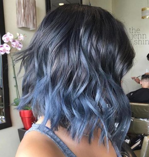 Pastel Blue Ombre Bob Hairstyle Blue, Best Ombre Hair, Blue Ombre Hair, Short Ombre, Ombre Bob, Short Ombre Hair, Kadeřnické Trendy, Colored Hair Tips, Brown Ombre Hair