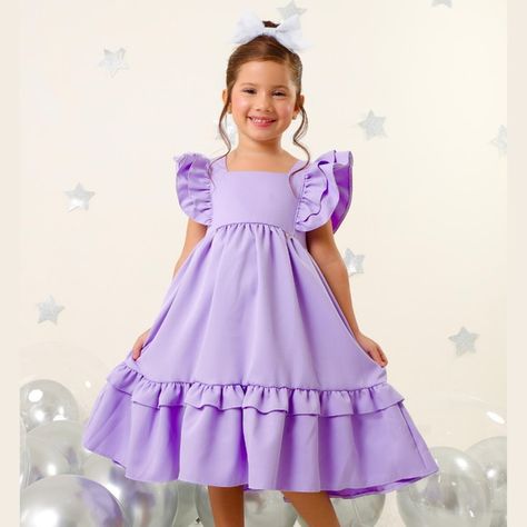 Vestido Infantil Lilás Luxo Em Alfaiataria Premium    Vestido Com Manguinha Dupla  Saia Rodada Com Babado Na Barra  Ziper E Laço Nas Costas. Tecido Em Crepe Alfaiataria Bem Encorpado. Excelente Qualidade! Muito Capricho Nos Detalhes.     A Modelo Da Foto Tem 5 Anos E Usa Tam 4.    Anúncio Ref A 1 Vestido Luxo (Acessórios  Laços  Calçados Não Acompanham O Prouduto)  Antes De Efetuar O Pagamento  Consulte Disponibilidade Do Tamanho Com O Vendedor. Fashion Top Outfits, Baby Princess, Sewing Design, Childrens Clothes, Kids Outfits, Thing 1, Top Outfits, Clothes