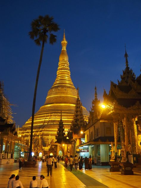 Myanmar Yangon City, Myanmar Places, Yangon City, Myanmar Photo, Myanmar Country, Delhi Market, Cinderella Wallpaper, Alexandria City, Shwedagon Pagoda