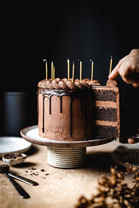 This rich tripe chocolate drip cake has three layers of dense and fudgy chocolate cake. It's filled and covered with a smooth dark chocolate buttercream, and topped with a dramatic ganache chocolate drip. It's crowned with a decorative buttercream rope border for a simple and elegant design worthy of any special occasion. Three Layer Chocolate Cake, Chocolate Ganache Drip Cake, Marzipan Cake, Chocolate Cake Designs, Ganache Cake, Chocolate Drip Cake, Rope Border, Chocolate Cake Decoration, Dark Chocolate Cakes