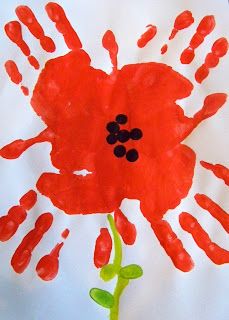 candice ashment art: Poppy Flowers - Hand Print Art Memorial Day Poppies, Poppy Craft For Kids, Hand Print Art, Remembrance Day Activities, Remembrance Day Art, Poppy Craft, Remembrance Day Poppy, Remembrance Poppy, November Crafts