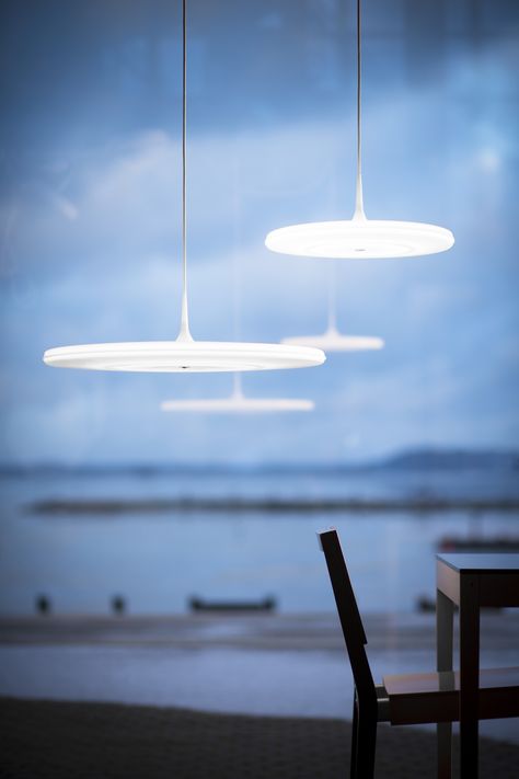 Tip, a modern LED pendant lamp by Tapio Anttila Design Flos Lighting Pendants, Flos Lighting, Lights Hanging, Lighting Concepts, Luminaire Design, Beautiful Lighting, Lighting Inspiration, Objects Design, Light Fittings