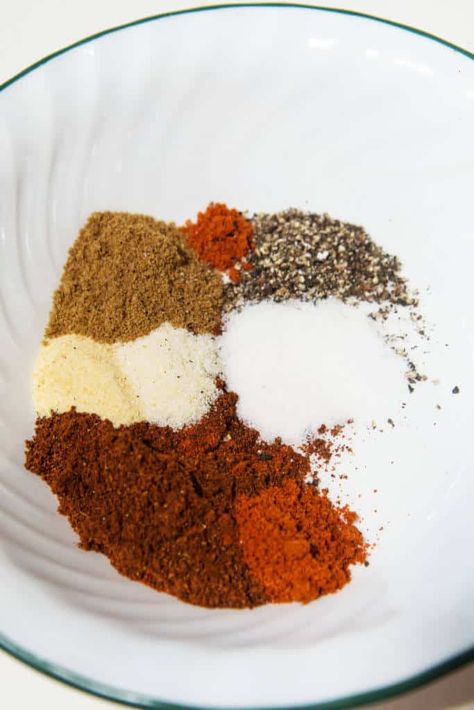 make your own homemade taco seasoning Home Made Taco Seasoning, Paleo Taco Seasoning, Easy Taco Seasoning Recipe, Taco Seasoning Easy, Taco Seasoning Mix Recipe, Low Carb Taco Seasoning, Keto Taco Seasoning, Mild Taco Seasoning, Make Taco Seasoning