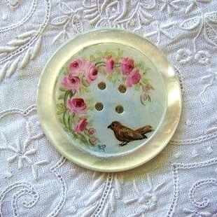 Buttons Aesthetic, Diy Buttons, Antique Buttons, Button Art, Button Jewelry, Sewing Items, Button Crafts, I Wish I Had, A Button