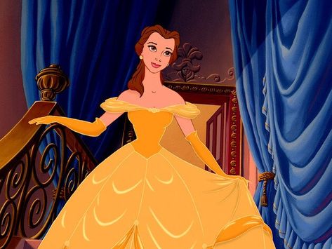 Belle in her elegant yellow dress walking down the staircase. Belle Dress Disney, Belle Aesthetic, Bella Disney, Beauty And The Beast Costume, Beast Costume, Disney Princess Outfits, Belle Beauty And The Beast, Belle Beauty, Disney Princess Dresses