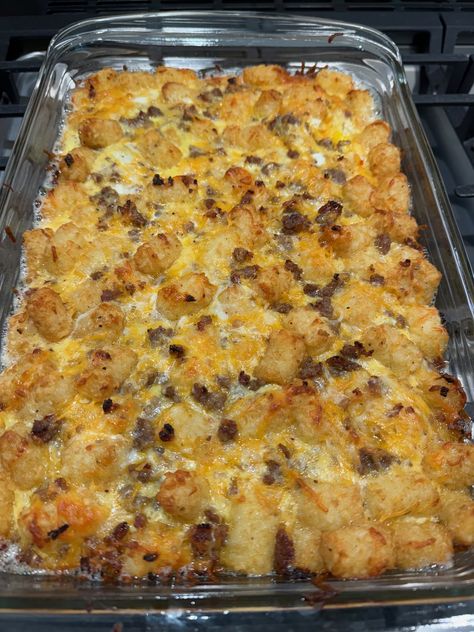 How to Make the Easiest Tater Tot and Egg Breakfast Casserole - Life Love Larson Breakfast Casserole With Tots, Easy Breakfast Casserole With Tater Tots, Egg Sausage Tater Tot Casserole, Breakfast Tatertot Casserole Recipe Easy, Breakfast Tator Casserole, Main Dish Egg Recipes, Tatortot Egg Bake, Breakfast Tater Tot Casserole With Bacon, Breakfast Tot Casserole