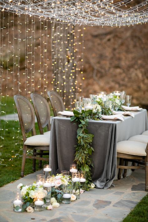 Grey Wedding Aesthetic, Blush And Light Grey Wedding, Light Grey Wedding Theme, White And Grey Wedding Theme, Dark Grey Wedding Theme, Grey Party Decorations, Grey Wedding Decorations, Gray Wedding Theme, Grey Wedding Table