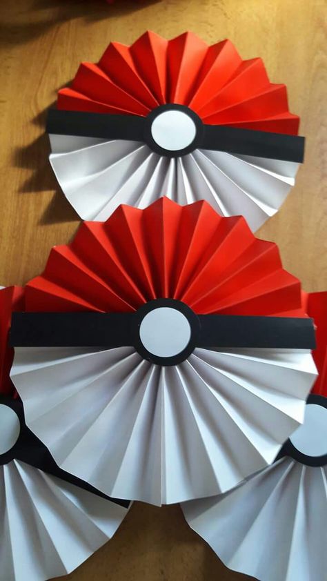 Pokemon Party Decorations, Pokemon Themed Party, Pokemon Diy, Pokemon Cake, Pokemon Craft, Pokemon Birthday Party, Pokemon Theme, 9th Birthday Parties, Pokemon Party