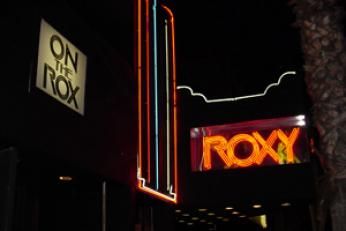 Sunset Strip 80s Aesthetic, The Roxy Los Angeles, 80s Groupie, Roxy Theater, Concert Venues, The Sunset Strip, Rockstar Aesthetic, Swinging London, Sunset Blvd