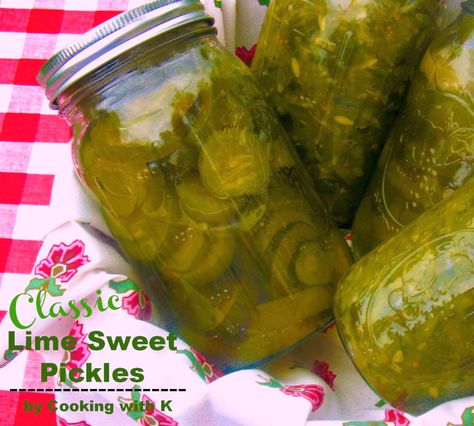 Sweet Pickles Recipe, Chow Chow Relish, Canning Granny, Lime Pickles, Creamed Peas, Sweet Lime, Canning Pickles, Canning Vegetables, Canning Tips